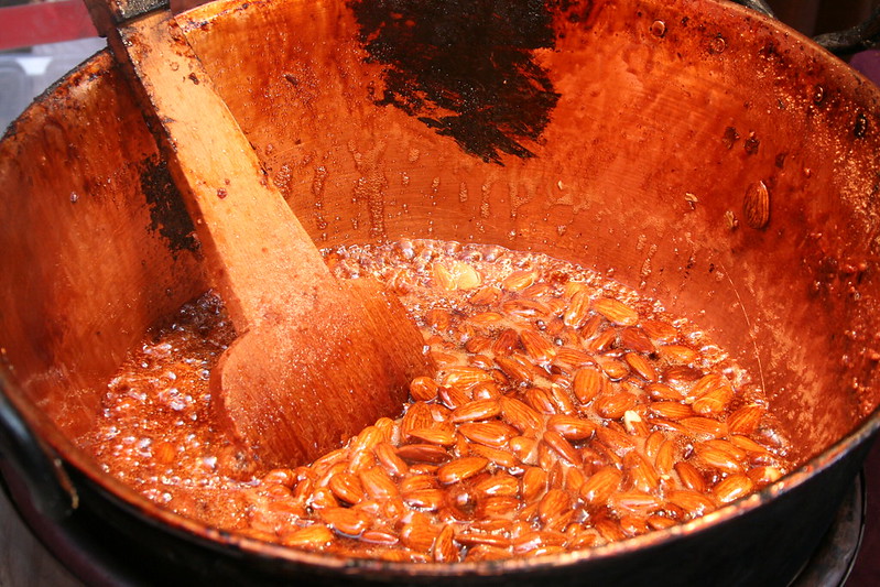 Almendras garrapiñadas de Villafrechos - Dulces típicos de Valladolid